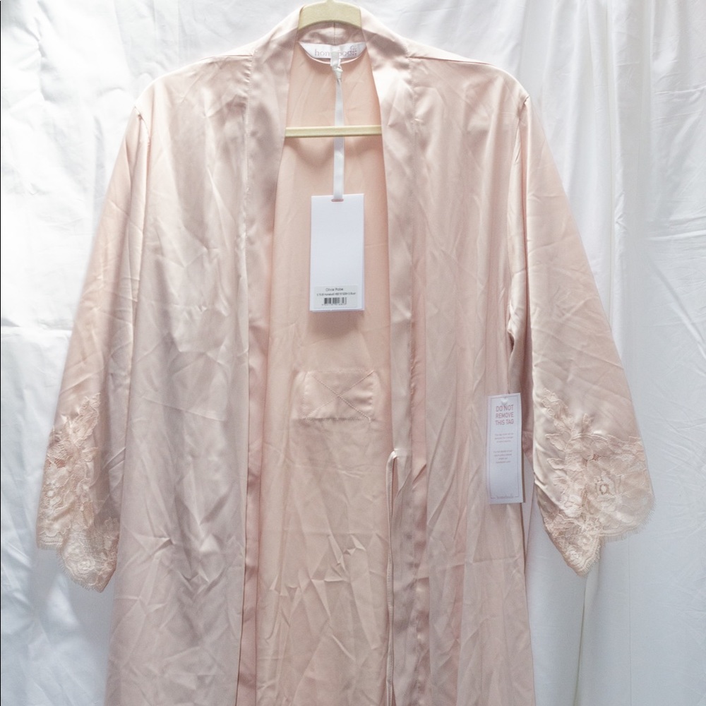 Homebodii Olivia Robe in Blush